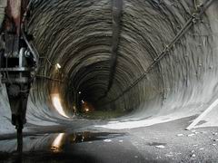 tunnel Sitina, 30.4.2004